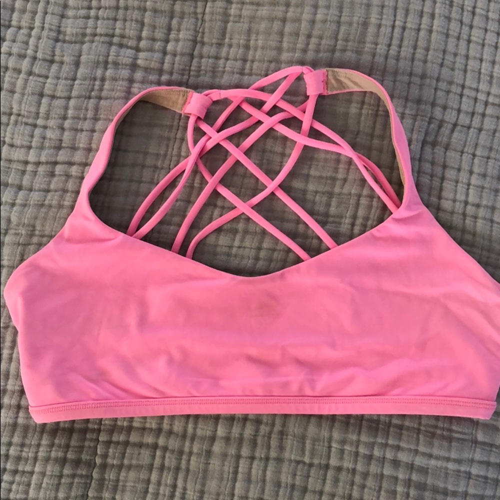 Lululemon free to be wild bra